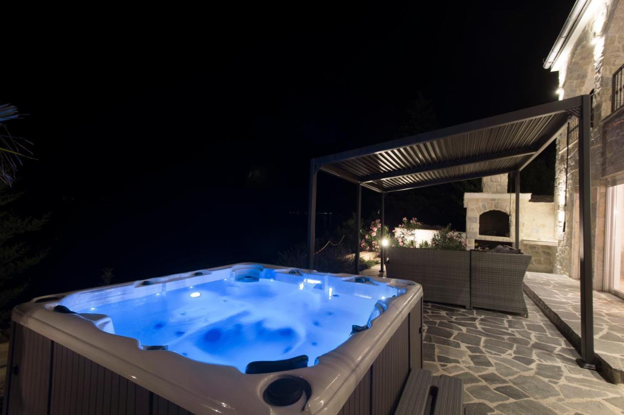 Dalmata Lounge Apartment Starigrad Paklenica Exterior photo